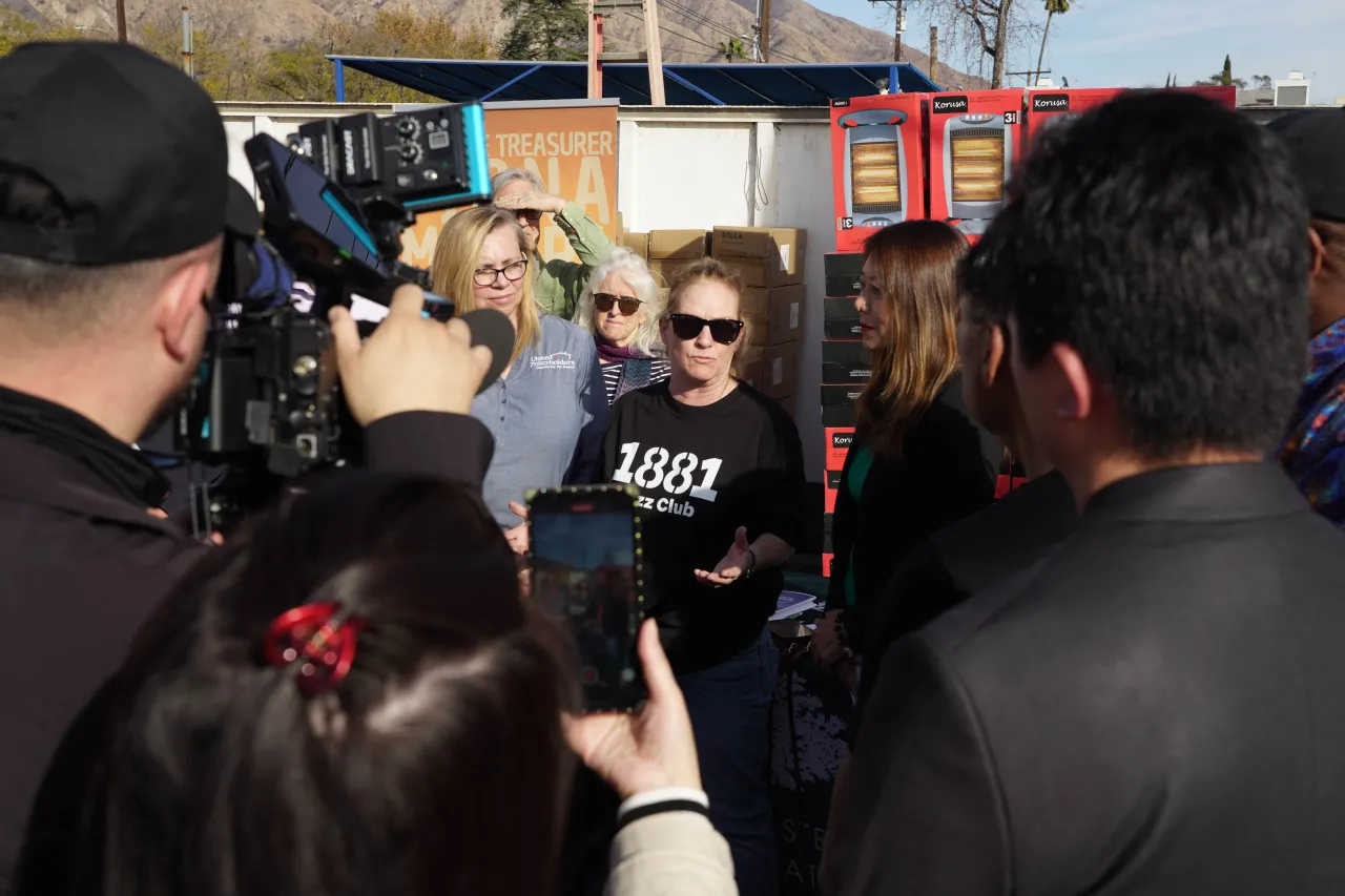 Press Conference and Donation Drive at Pasadena Jazz Lounge (003) Image: Press Conference and Donation Drive at Pasadena Jazz Lounge (003)