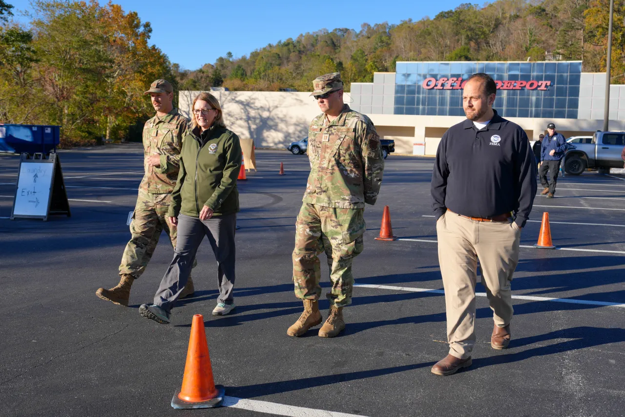 FEMA Administrator visits a Community Care Station in Asheville, NC (006) Image: FEMA Administrator visits a Community Care Station in Asheville, NC (006)