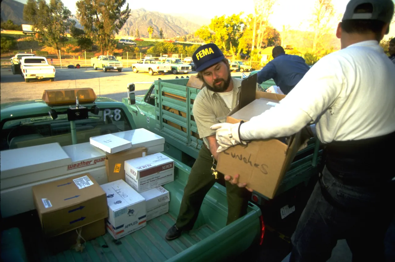 Northridge Earthquake - FEMA provides Disaster Field Offices Image: Northridge Earthquake - FEMA provides Disaster Field Offices
