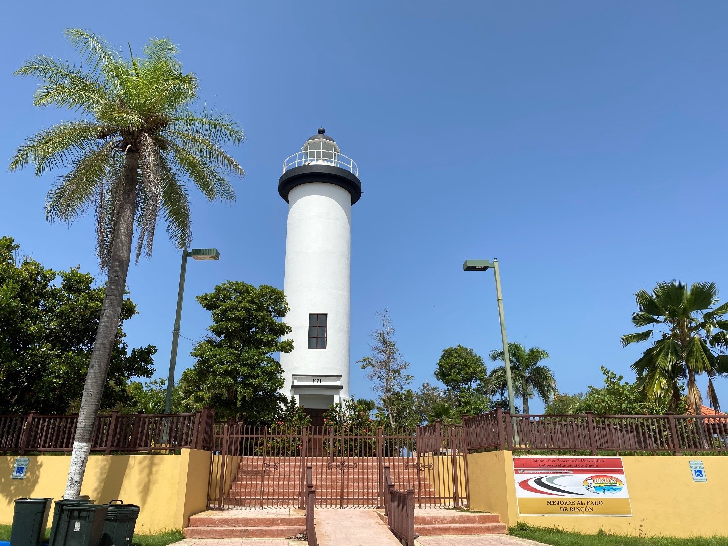 Photo of Punta Higuero Lighthouse in Puerto Rick