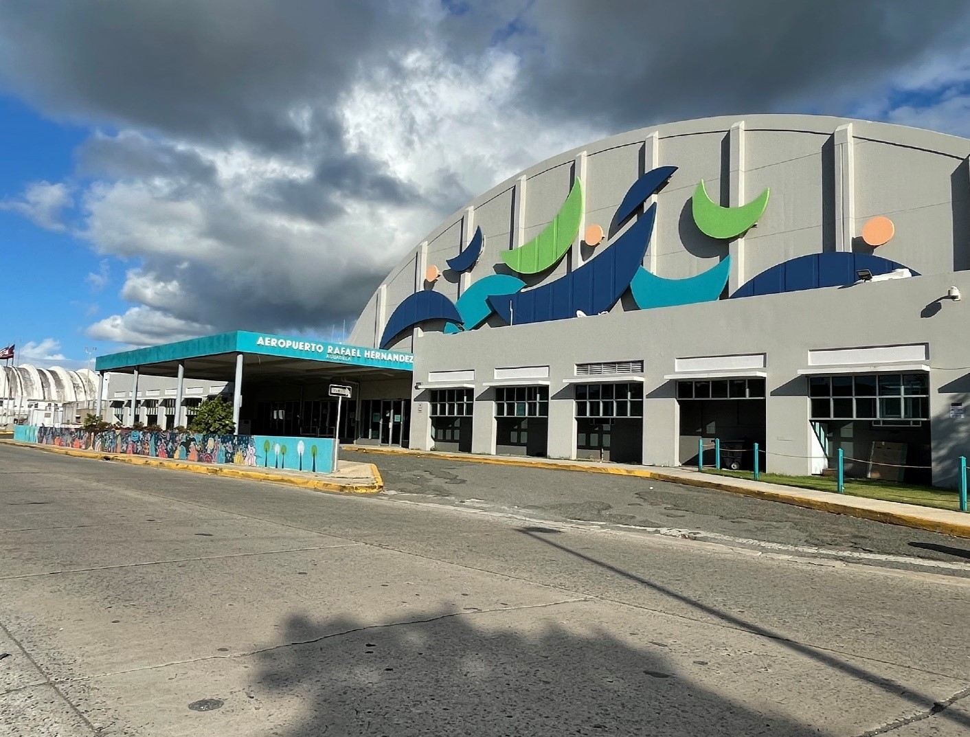 A picture of Rafael Hernández International Airport